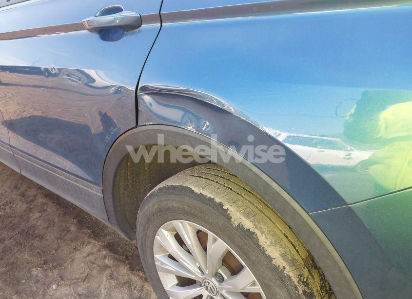 Photo 19 of 2018 Volkswagen Tiguan 2.0T S (VIN 3VV1B7AX6JM108786)