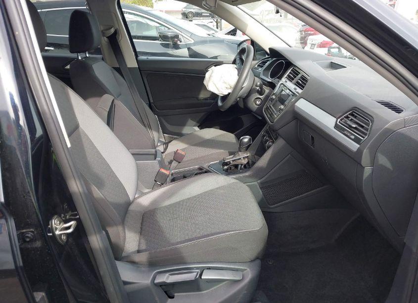 Photo 5 of 2019 Volkswagen Tiguan 2.0T S (VIN 3VV1B7AX6KM117120)