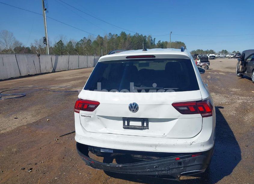 Photo 16 of 2021 Volkswagen Tiguan 2.0T S (VIN 3VV1B7AX6MM107853)