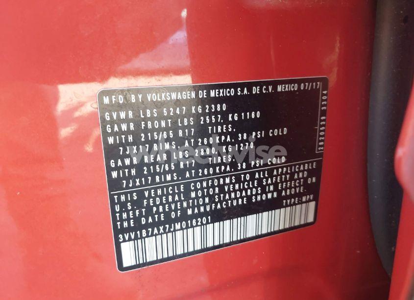 Photo 9 of 2018 Volkswagen Tiguan 2.0T S (VIN 3VV1B7AX7JM016201)