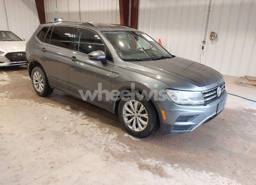 2018 Volkswagen Tiguan 2.0T S (VIN 3VV1B7AX7JM106531) main photo