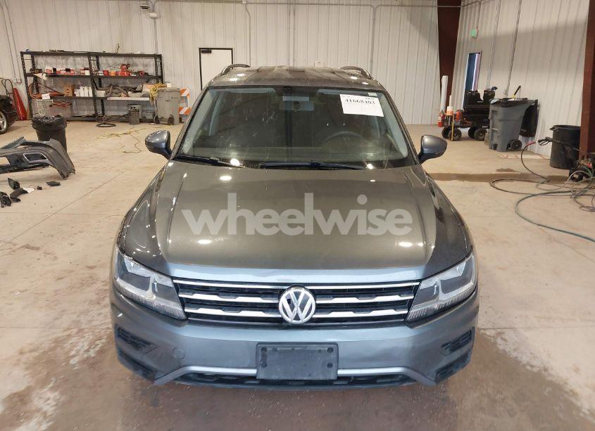Photo 13 of 2018 Volkswagen Tiguan 2.0T S (VIN 3VV1B7AX7JM106531)