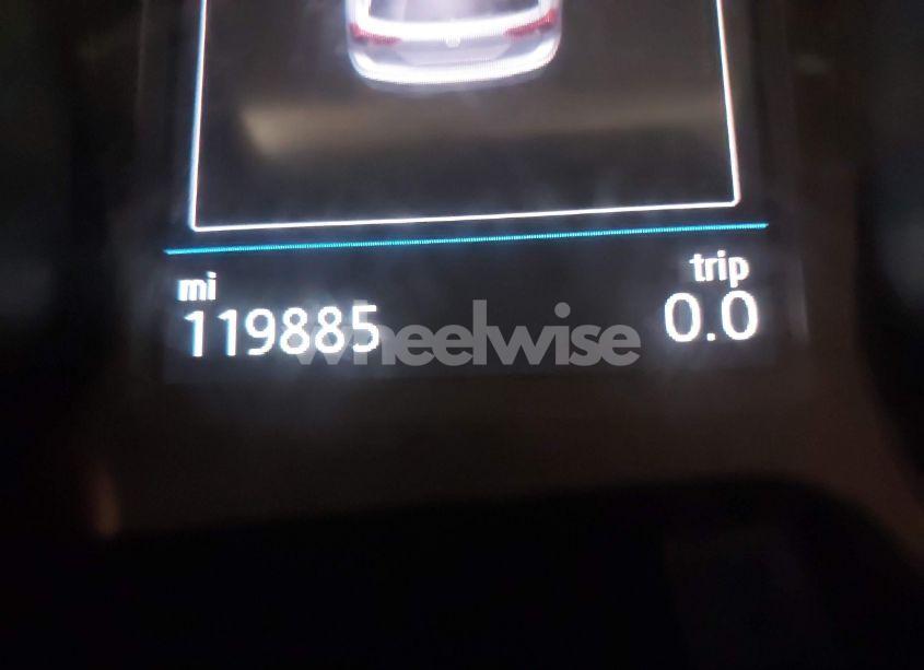 Photo 16 of 2018 Volkswagen Tiguan 2.0T S (VIN 3VV1B7AX7JM106531)