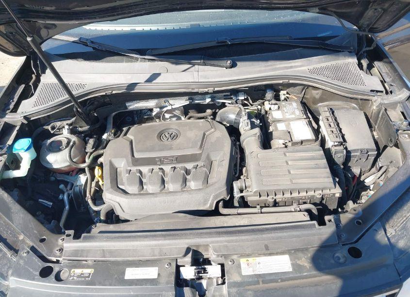 Photo 10 of 2020 Volkswagen Tiguan 2.0T S (VIN 3VV1B7AX7LM161550)