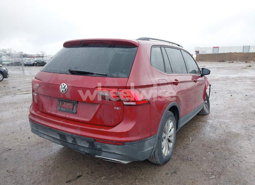 Photo 4 of 2018 Volkswagen Tiguan 2.0T S (VIN 3VV1B7AX8JM124827)