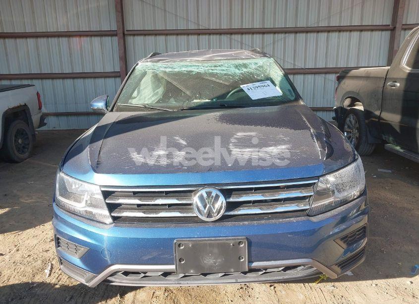 Photo 12 of 2018 Volkswagen Tiguan 2.0T S (VIN 3VV1B7AX9JM047630)