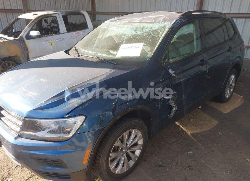 Photo 6 of 2018 Volkswagen Tiguan 2.0T S (VIN 3VV1B7AX9JM047630)