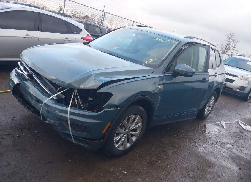 Photo 2 of 2019 Volkswagen Tiguan 2.0T S (VIN 3VV1B7AX9KM149866)