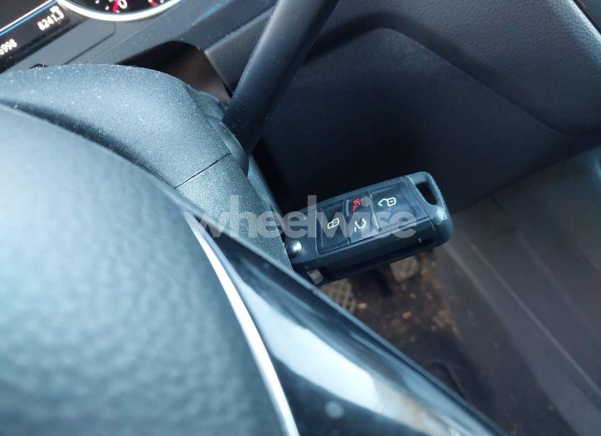 Photo 11 of 2019 Volkswagen Tiguan 2.0T S (VIN 3VV1B7AX9KM188764)