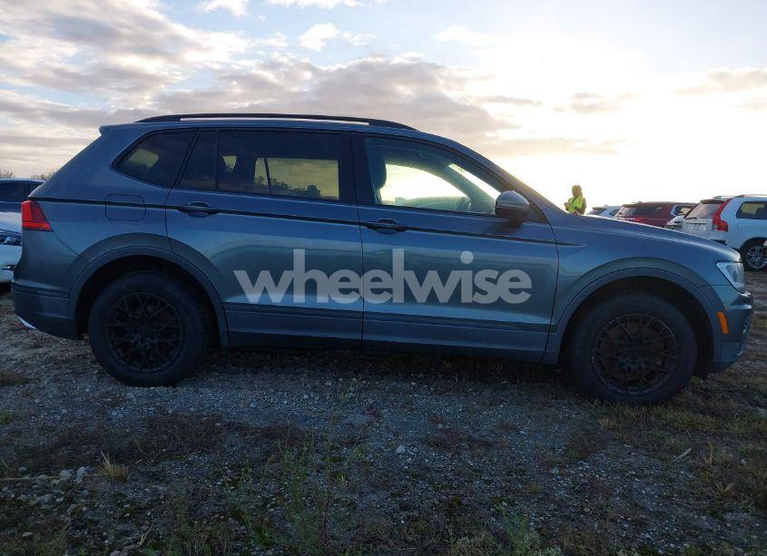 Photo 13 of 2019 Volkswagen Tiguan 2.0T S (VIN 3VV1B7AX9KM188764)