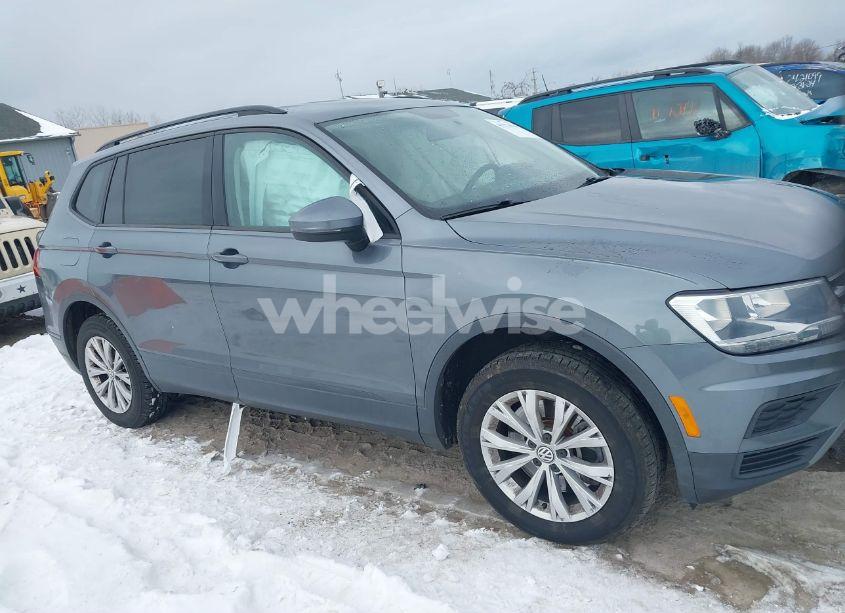 Photo 13 of 2020 Volkswagen Tiguan 2.0T S (VIN 3VV1B7AX9LM084390)