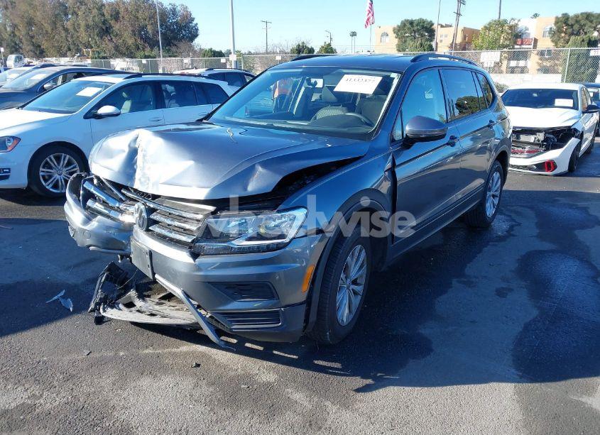 Photo 2 of 2020 Volkswagen Tiguan 2.0T S (VIN 3VV1B7AX9LM108509)