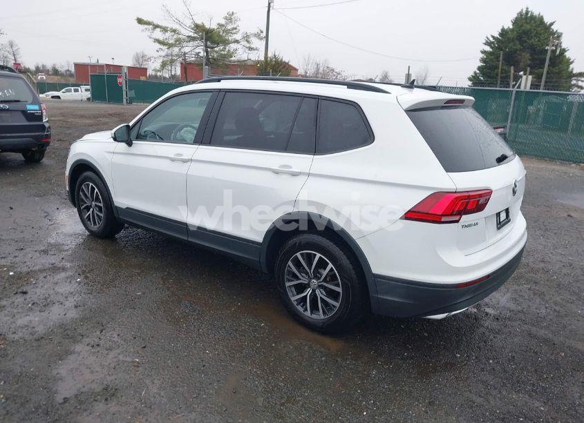 Photo 3 of 2021 Volkswagen Tiguan 2.0T S (VIN 3VV1B7AX9MM077795)