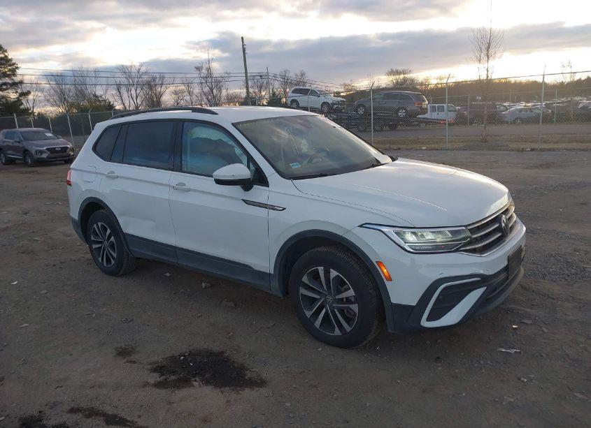 2022 Volkswagen Tiguan 2.0T S (VIN 3VV1B7AX9NM030428) main photo