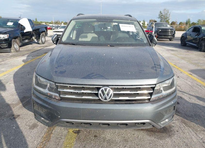 Photo 12 of 2018 Volkswagen Tiguan 2.0T S (VIN 3VV1B7AXXJM023725)