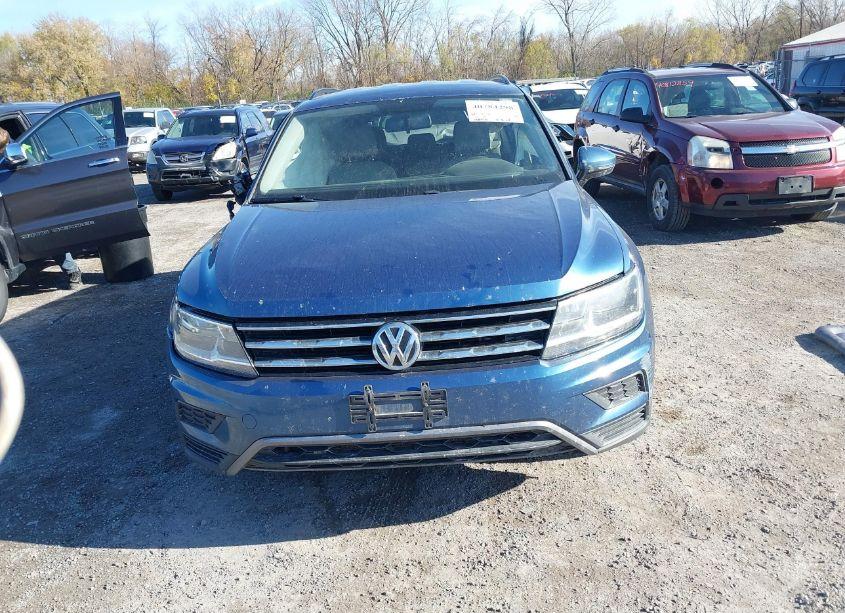 Photo 12 of 2018 Volkswagen Tiguan 2.0T S (VIN 3VV1B7AXXJM059303)