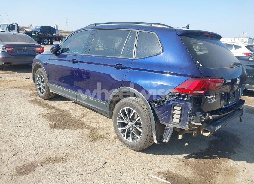 Photo 3 of 2021 Volkswagen Tiguan 2.0T S (VIN 3VV1B7AXXMM012292)