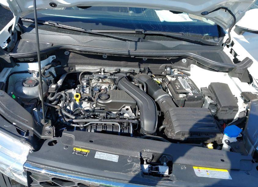 Photo 10 of 2022 Volkswagen Taos 1.5T SEL (VIN 3VV1X7B25NM009757)