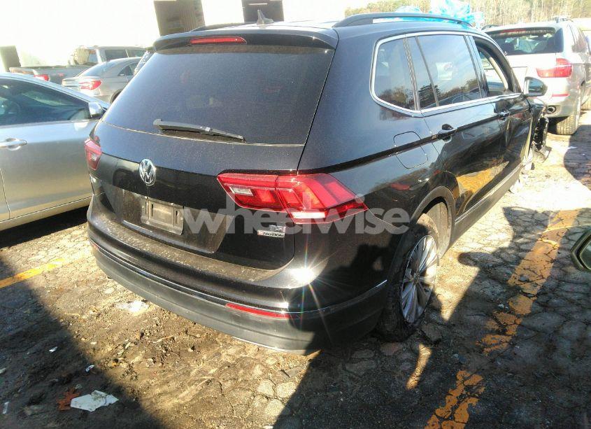 Photo 4 of 2018 Volkswagen Tiguan 2.0T SE/2.0T SEL (VIN 3VV2B7AX0JM093903)