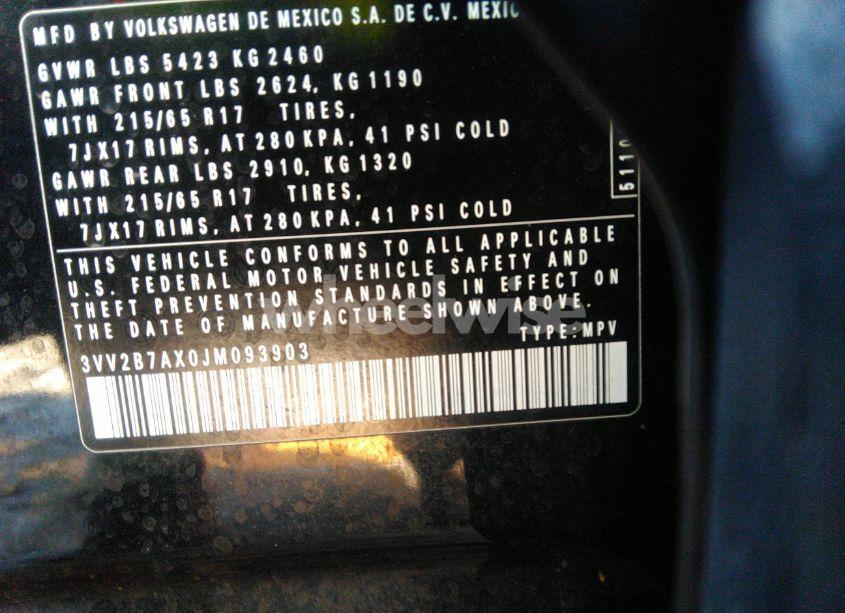 Photo 9 of 2018 Volkswagen Tiguan 2.0T SE/2.0T SEL (VIN 3VV2B7AX0JM093903)