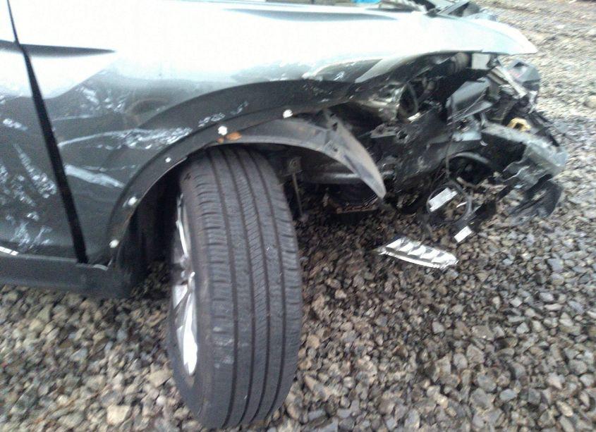 Photo 6 of 2018 Volkswagen Tiguan (VIN 3VV2B7AX0JM120145)