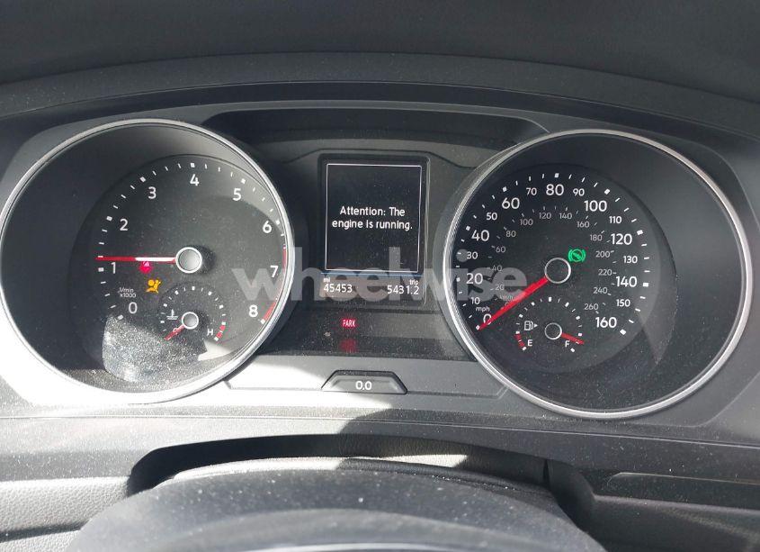 Photo 7 of 2018 Volkswagen Tiguan 2.0T SE/2.0T SEL (VIN 3VV2B7AX0JM197274)