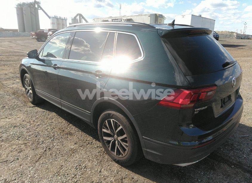 Photo 3 of 2019 Volkswagen Tiguan 2.0T SEL/2.0T SEL R-LINE/2.0T SEL R-LINE BLACK/2.0T SE (VIN 3VV2B7AX0KM149436)