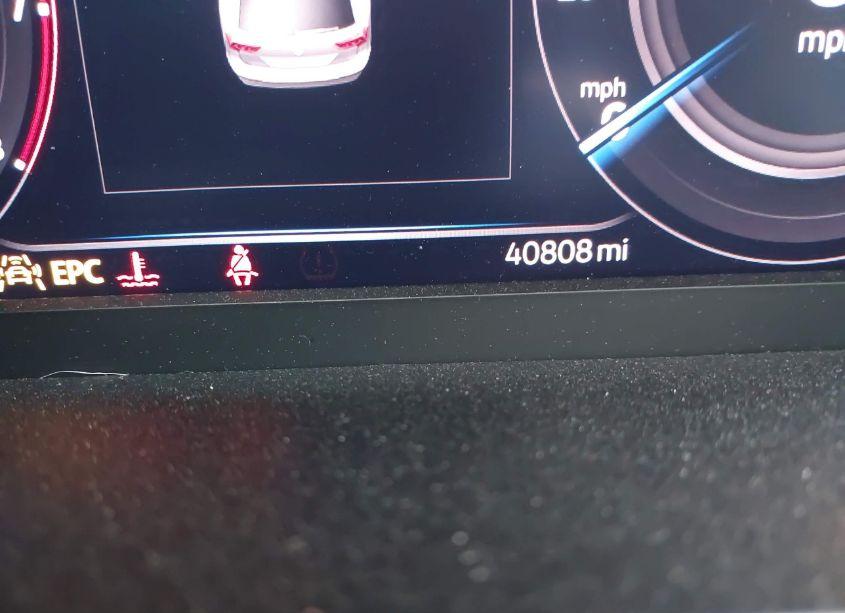 Photo 15 of 2019 Volkswagen Tiguan 2.0T SE/2.0T SEL/2.0T SEL R-LINE/2.0T SEL R-LINE BLACK (VIN 3VV2B7AX0KM200286)