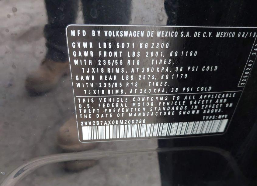 Photo 9 of 2019 Volkswagen Tiguan 2.0T SE/2.0T SEL/2.0T SEL R-LINE/2.0T SEL R-LINE BLACK (VIN 3VV2B7AX0KM200286)