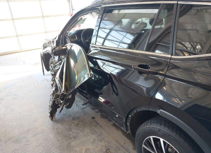 Photo 11 of 2020 Volkswagen Tiguan 2.0T SE/2.0T SE R-LINE BLACK/2.0T SEL (VIN 3VV2B7AX0LM105034)