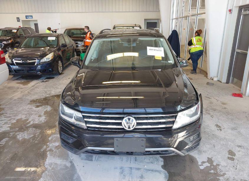 Photo 12 of 2020 Volkswagen Tiguan 2.0T SE/2.0T SE R-LINE BLACK/2.0T SEL (VIN 3VV2B7AX0LM105034)