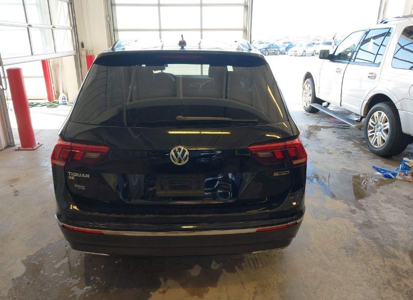 Photo 16 of 2020 Volkswagen Tiguan 2.0T SE/2.0T SE R-LINE BLACK/2.0T SEL (VIN 3VV2B7AX0LM105034)