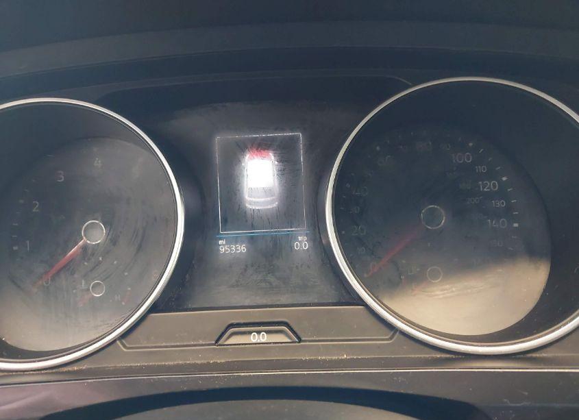 Photo 7 of 2020 Volkswagen Tiguan 2.0T SE/2.0T SE R-LINE BLACK/2.0T SEL (VIN 3VV2B7AX0LM105034)