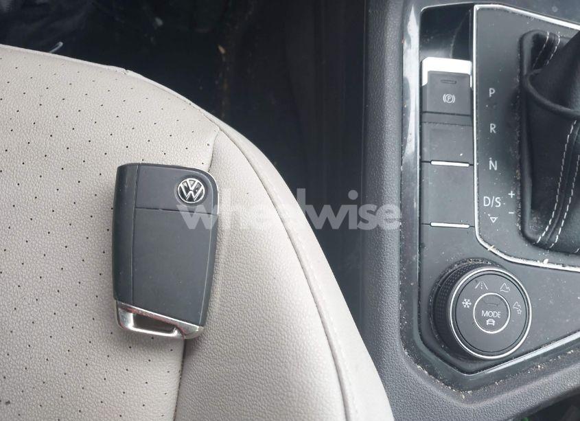 Photo 11 of 2021 Volkswagen Tiguan 2.0T SE/2.0T SE R-LINE BLACK/2.0T SEL (VIN 3VV2B7AX0MM029350)