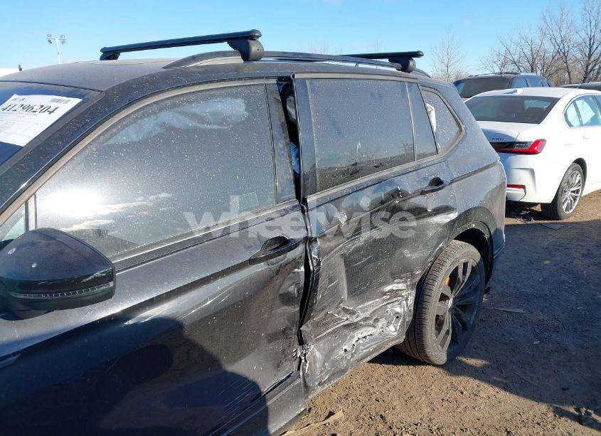 Photo 6 of 2021 Volkswagen Tiguan 2.0T SE/2.0T SE R-LINE BLACK/2.0T SEL (VIN 3VV2B7AX0MM067581)