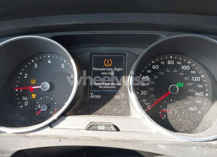 Photo 7 of 2021 Volkswagen Tiguan 2.0T SE/2.0T SE R-LINE BLACK/2.0T SEL (VIN 3VV2B7AX0MM067581)