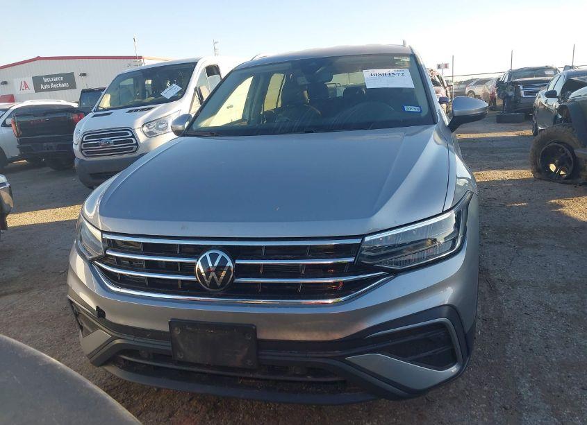 Photo 12 of 2024 Volkswagen Tiguan 2.0T SE/WOLFSBURG EDITION (VIN 3VV2B7AX0RM045152)