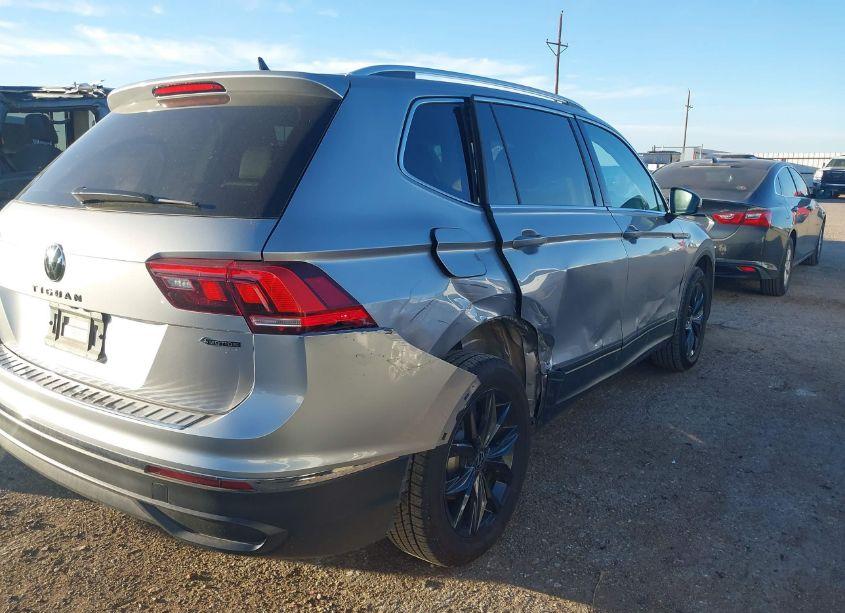 Photo 6 of 2024 Volkswagen Tiguan 2.0T SE/WOLFSBURG EDITION (VIN 3VV2B7AX0RM045152)