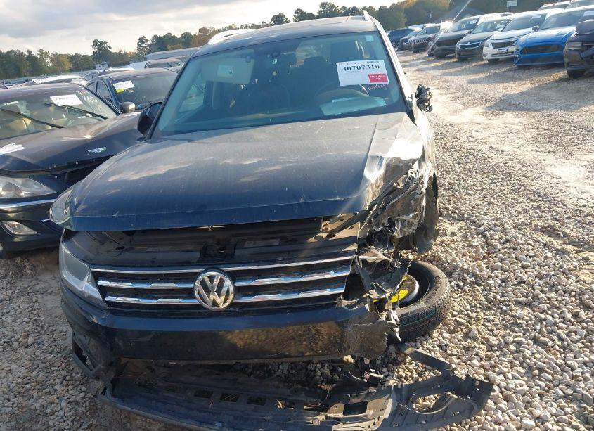 Photo 12 of 2018 Volkswagen Tiguan SE/SEL (VIN 3VV2B7AX1JM067505)