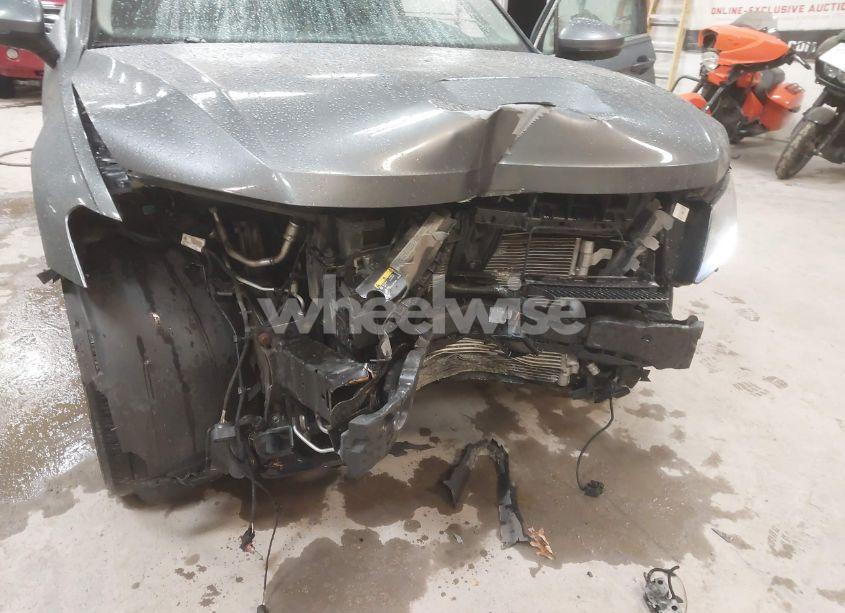 Photo 6 of 2019 Volkswagen Tiguan 2.0T SE/2.0T SEL/2.0T SEL R-LINE/2.0T SEL R-LINE BLACK (VIN 3VV2B7AX1KM008360)