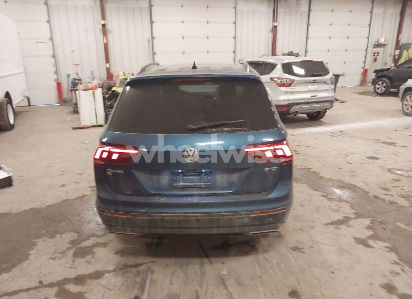 Photo 16 of 2019 Volkswagen Tiguan 2.0T SE/2.0T SEL/2.0T SEL R-LINE/2.0T SEL R-LINE BLACK (VIN 3VV2B7AX1KM011114)