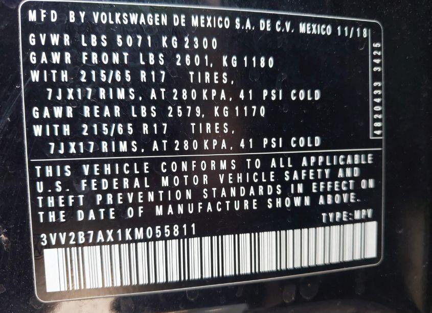 Photo 9 of 2019 Volkswagen Tiguan 2.0T SE/2.0T SEL/2.0T SEL R-LINE/2.0T SEL R-LINE BLACK (VIN 3VV2B7AX1KM055811)