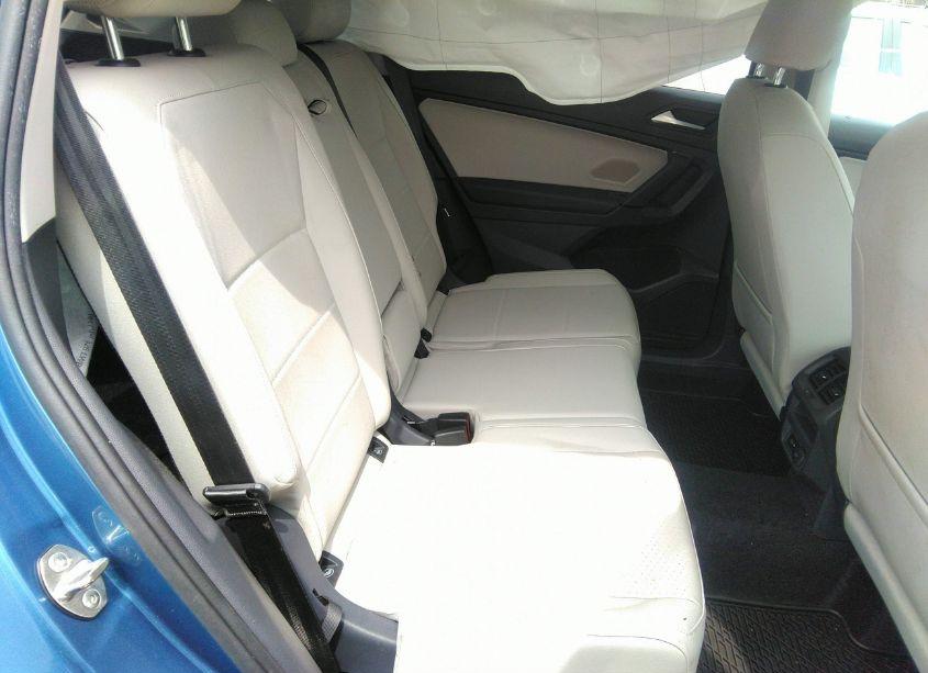 Photo 8 of 2019 Volkswagen Tiguan 2.0T SE/2.0T SEL/2.0T SEL R-LINE/2.0T SEL R-LINE BLACK (VIN 3VV2B7AX1KM083625)