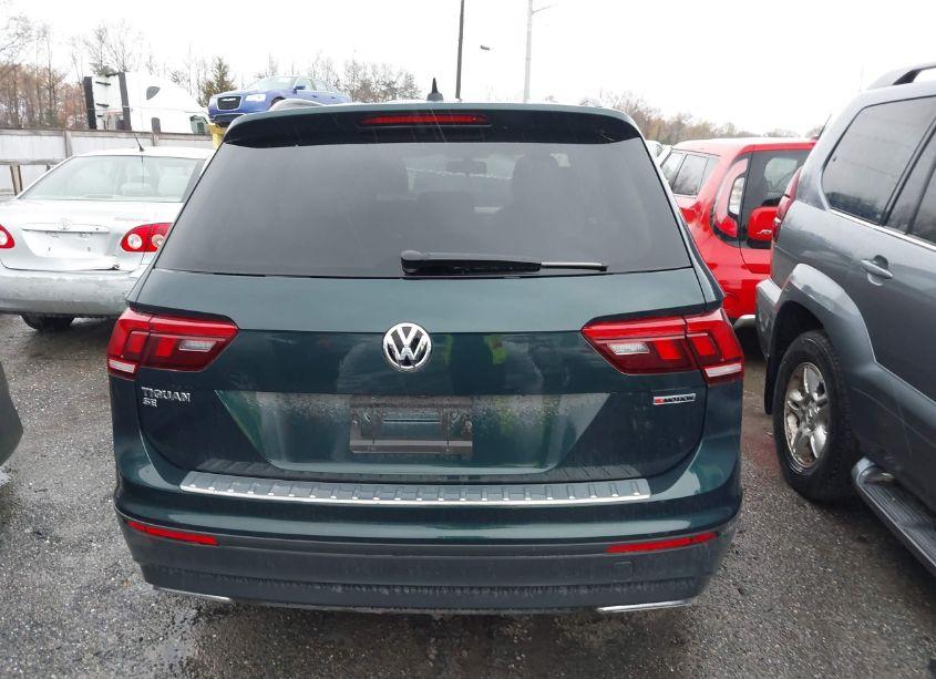 Photo 16 of 2019 Volkswagen Tiguan 2.0T SE/2.0T SEL/2.0T SEL R-LINE/2.0T SEL R-LINE BLACK (VIN 3VV2B7AX1KM107664)