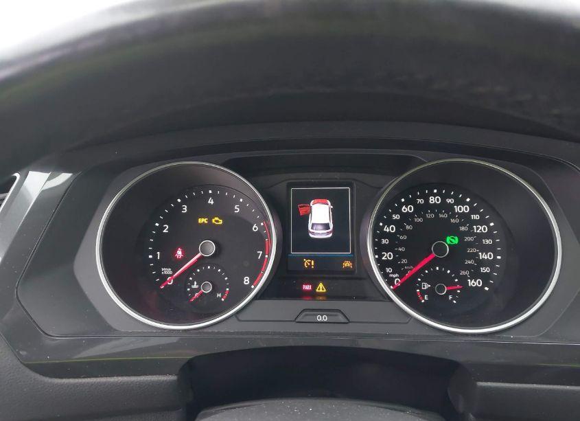 Photo 7 of 2019 Volkswagen Tiguan 2.0T SE/2.0T SEL/2.0T SEL R-LINE/2.0T SEL R-LINE BLACK (VIN 3VV2B7AX1KM184244)