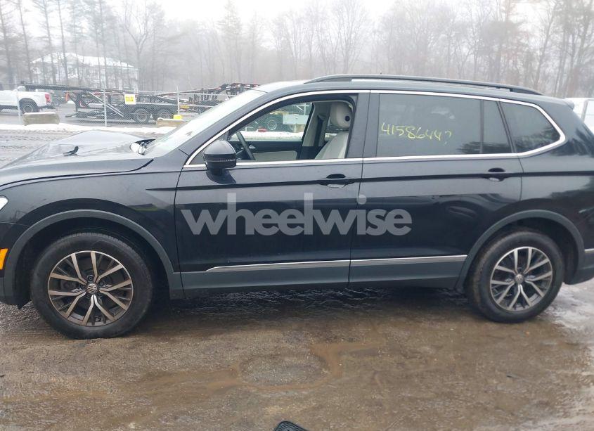 Photo 14 of 2020 Volkswagen Tiguan 2.0T SE/2.0T SE R-LINE BLACK/2.0T SEL (VIN 3VV2B7AX1LM033714)