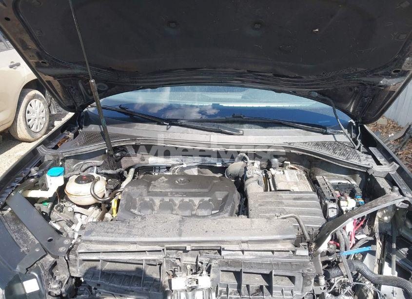 Photo 10 of 2020 Volkswagen Tiguan 2.0T SE/2.0T SE R-LINE BLACK/2.0T SEL (VIN 3VV2B7AX1LM043109)