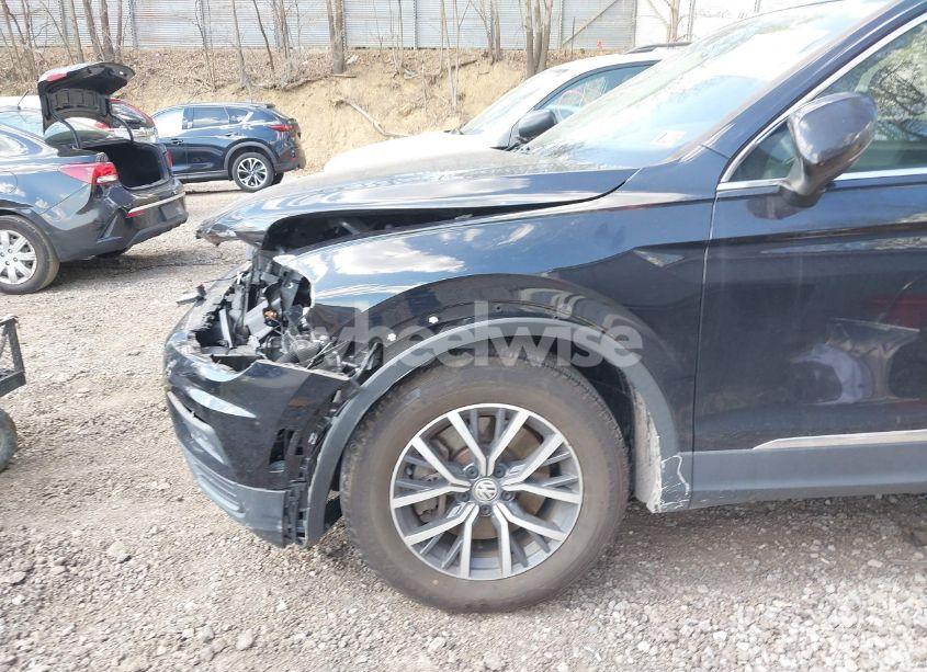 Photo 18 of 2020 Volkswagen Tiguan 2.0T SE/2.0T SE R-LINE BLACK/2.0T SEL (VIN 3VV2B7AX1LM043109)