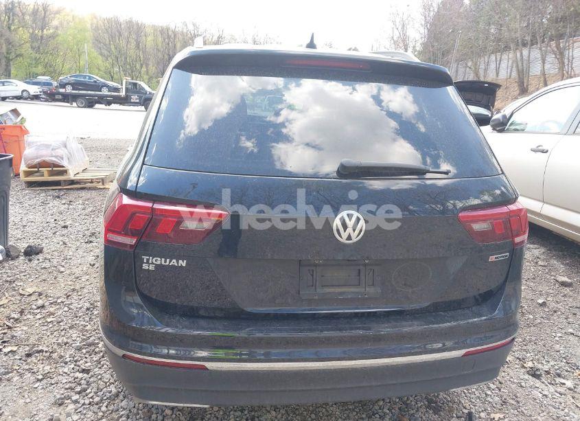 Photo 20 of 2020 Volkswagen Tiguan 2.0T SE/2.0T SE R-LINE BLACK/2.0T SEL (VIN 3VV2B7AX1LM043109)