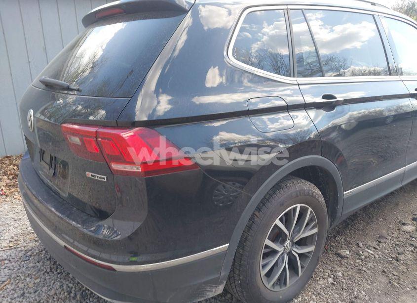 Photo 21 of 2020 Volkswagen Tiguan 2.0T SE/2.0T SE R-LINE BLACK/2.0T SEL (VIN 3VV2B7AX1LM043109)